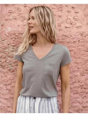 Garnet Hill Weekender NWT Gray Organic Pima Cotton Short Sleeve Tee Size Large